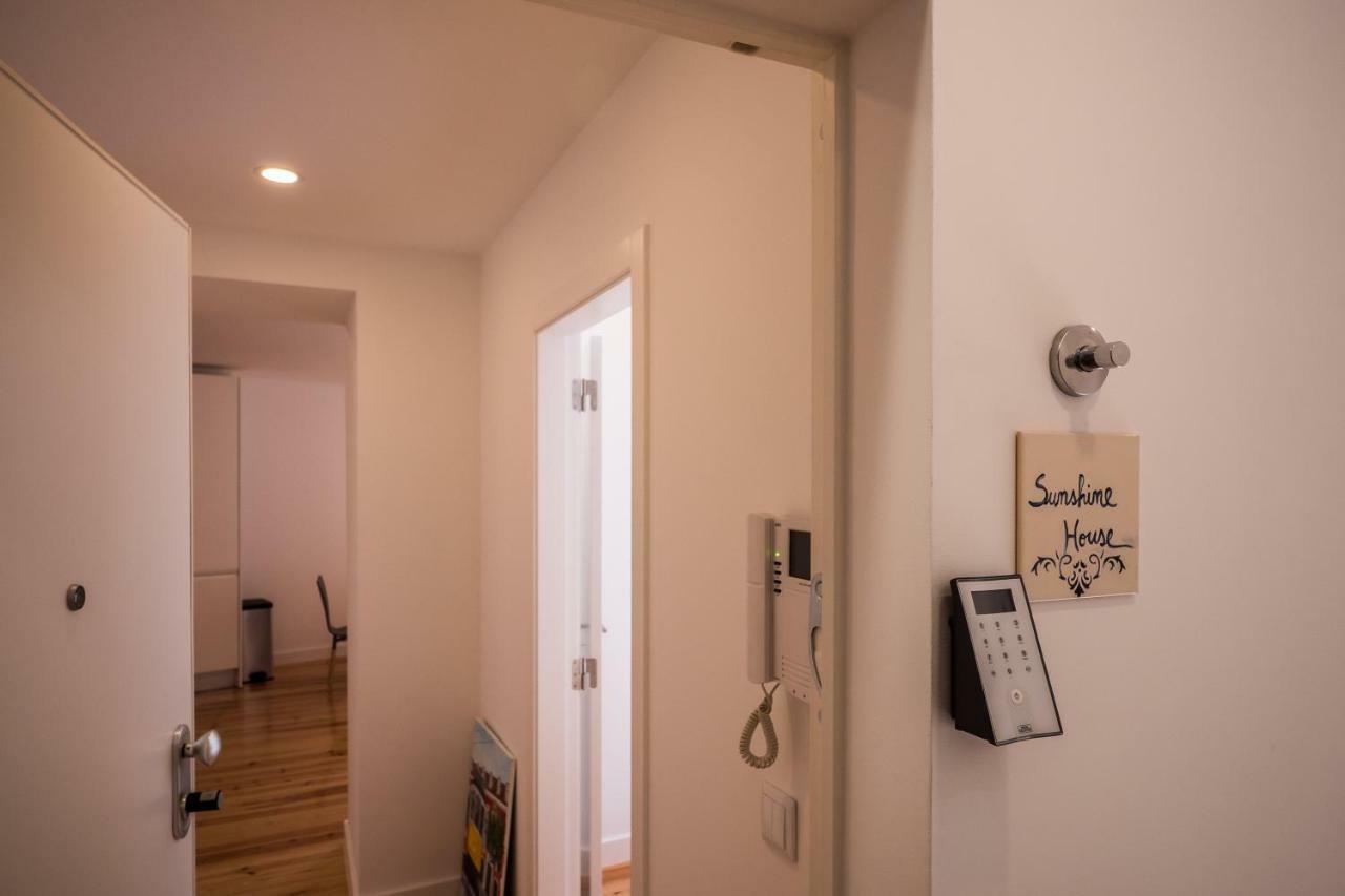 Sunshine House - Exclusive Apartment - Home By The Castle Lisboa Eksteriør billede